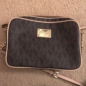 cross body bag